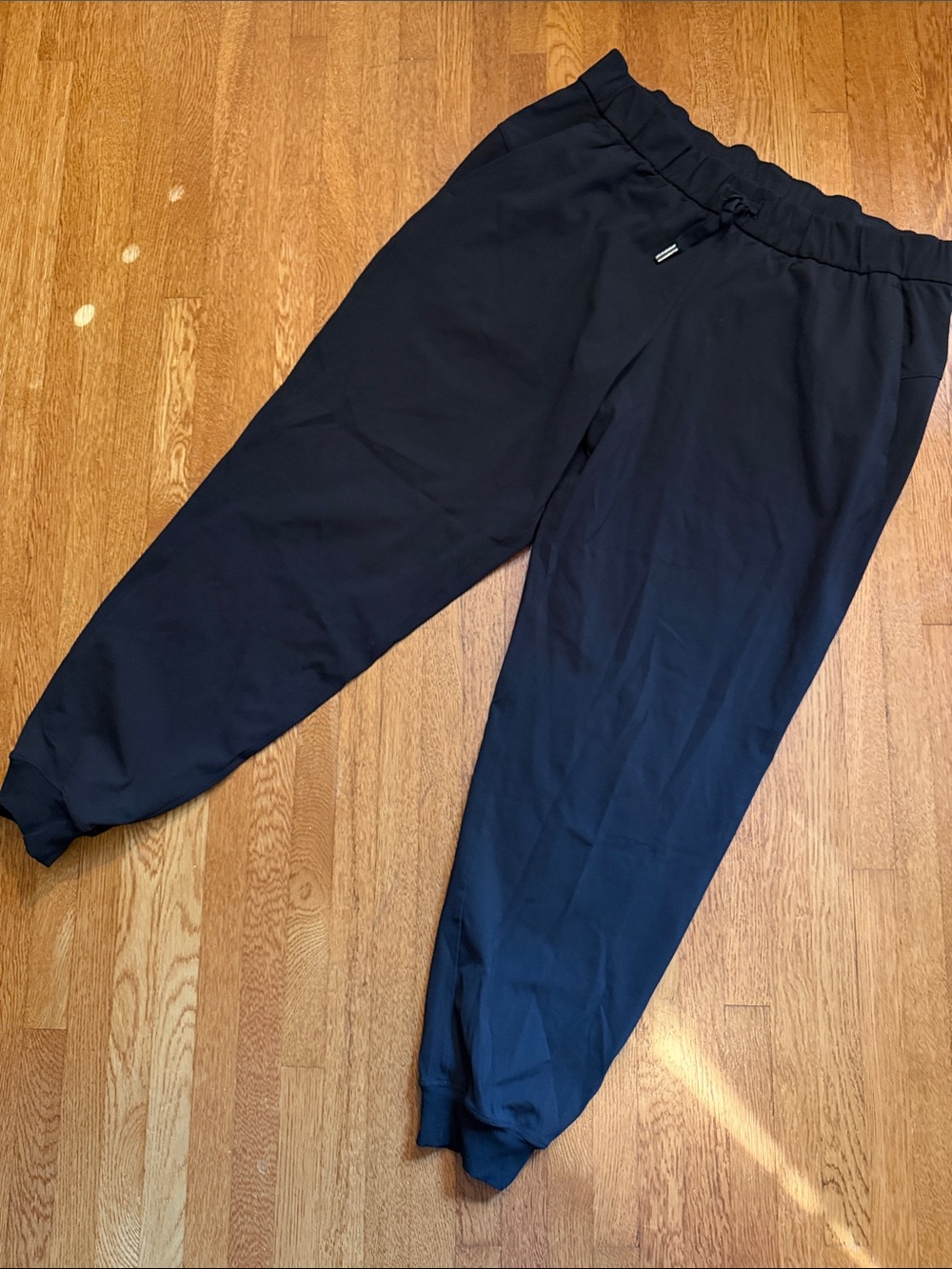 Lululemon size 12 women’s Black Jogger Pants with Elastic Waist.